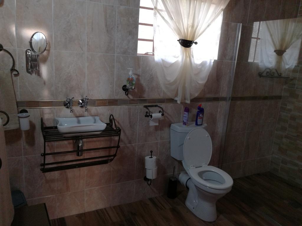 All Over Africa Guest House Kempton Park Dış mekan fotoğraf