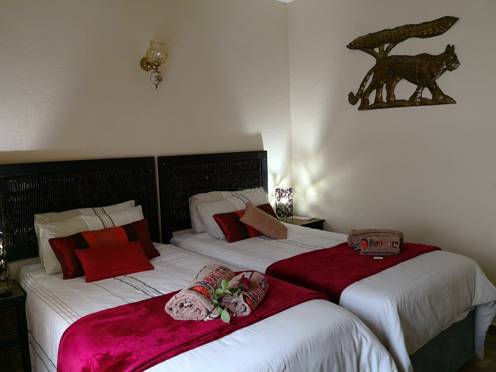 All Over Africa Guest House Kempton Park Dış mekan fotoğraf