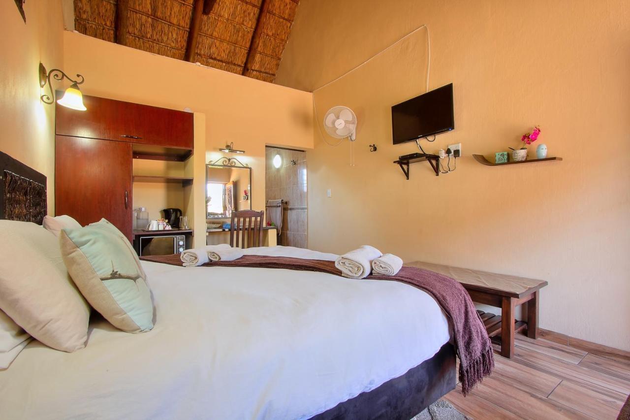 All Over Africa Guest House Kempton Park Dış mekan fotoğraf