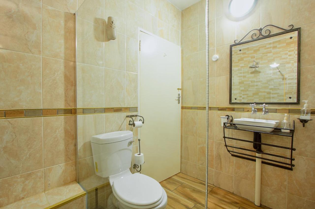All Over Africa Guest House Kempton Park Dış mekan fotoğraf