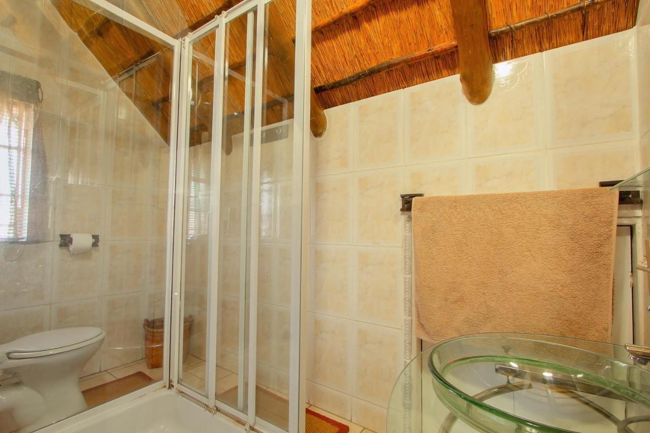 All Over Africa Guest House Kempton Park Dış mekan fotoğraf