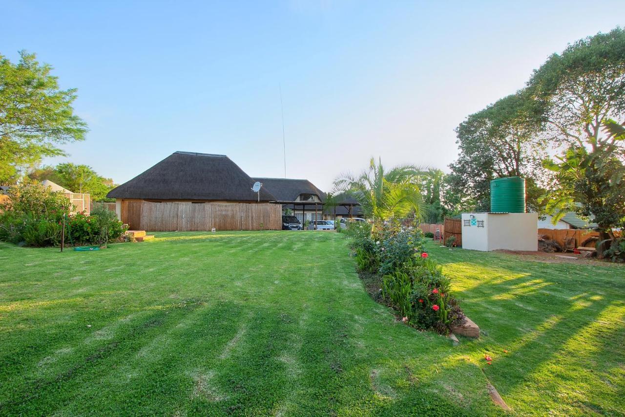All Over Africa Guest House Kempton Park Dış mekan fotoğraf